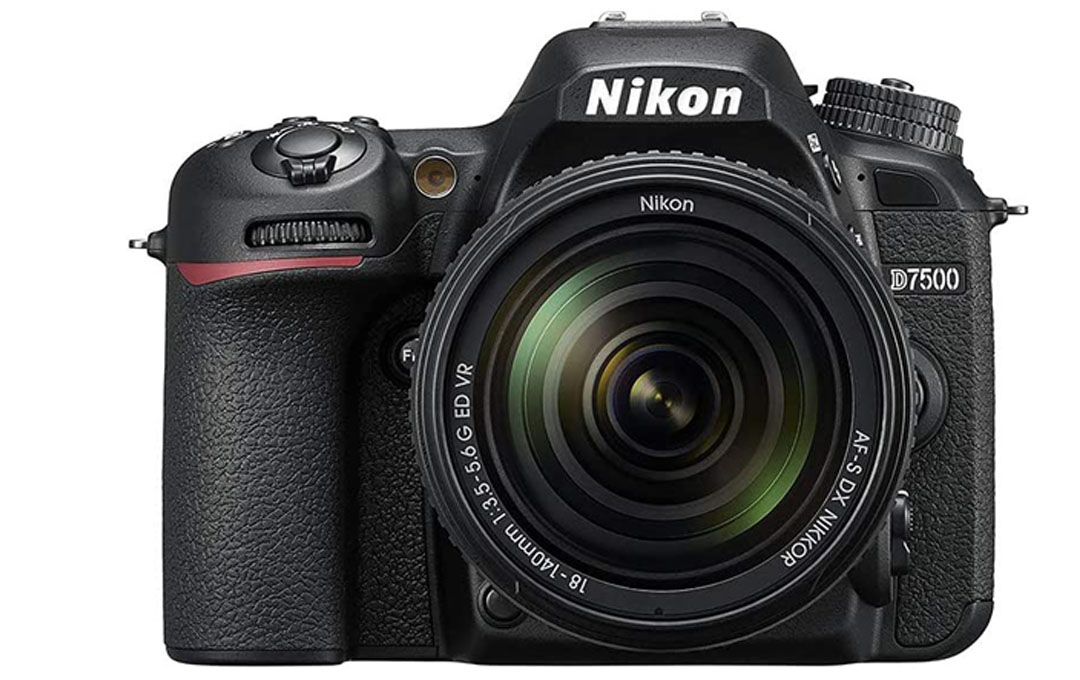 Nikon D7500 best cheap camera for night sky photography